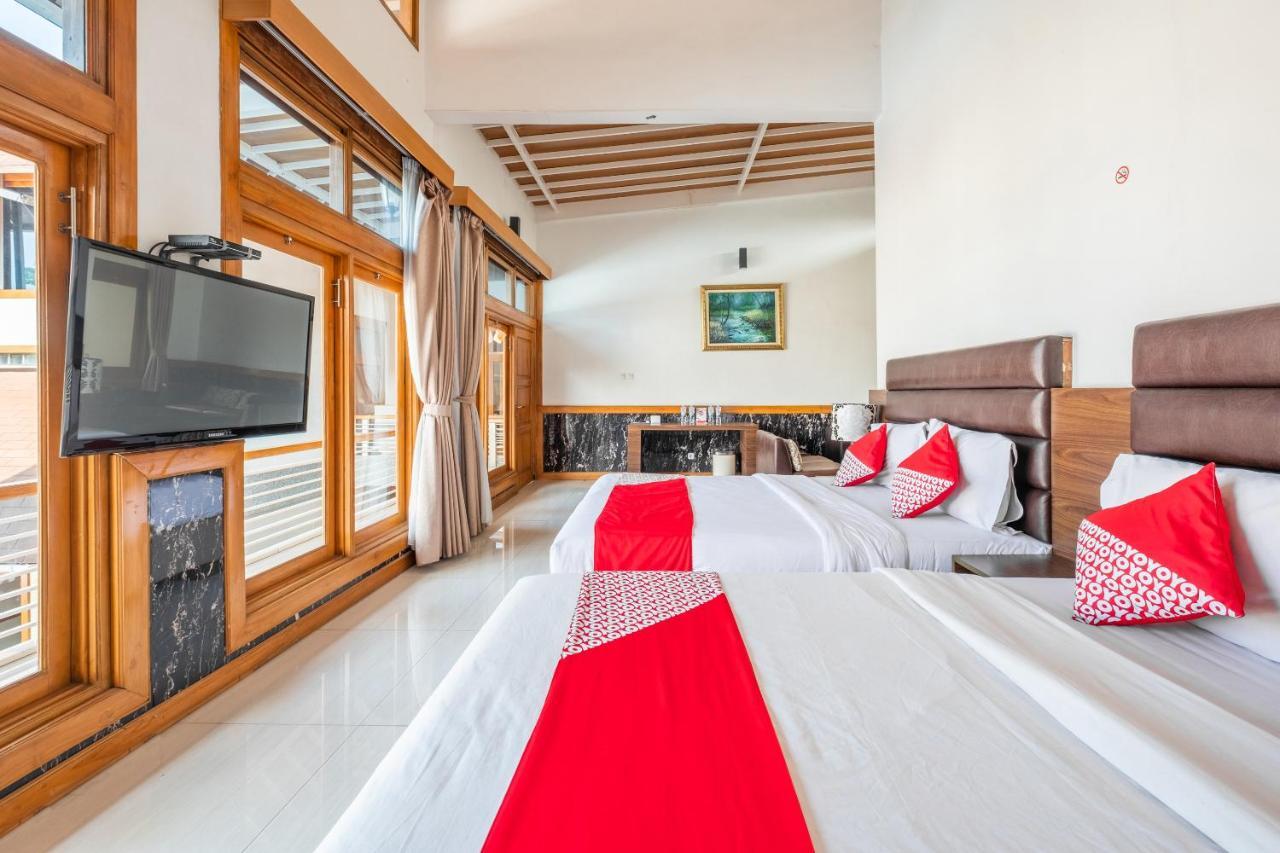 Oyo 1210 Nice Guesthouse Bandung Exterior foto
