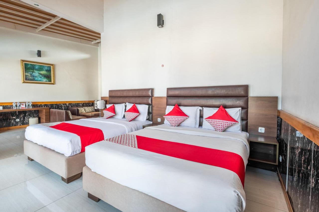 Oyo 1210 Nice Guesthouse Bandung Exterior foto